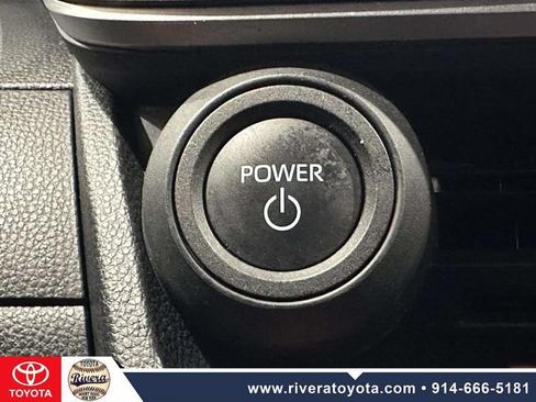 Used 2024 Toyota Prius Prime FWD image 22