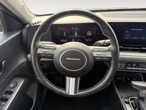 Used 2025 Hyundai Kona SEL AWD/4WD image 12