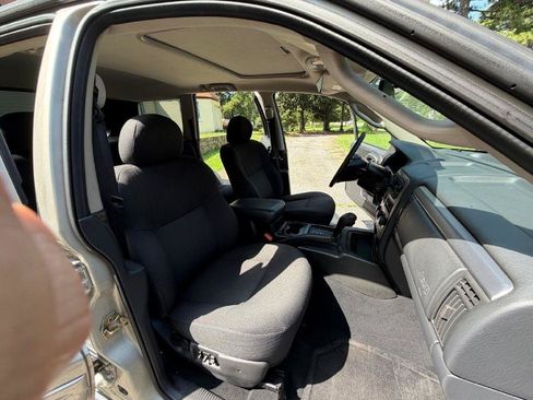 Used 2004 Jeep Grand Cherokee Laredo AWD/4WD image 31