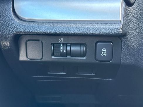 Used 2015 Subaru Impreza 2.0i Premium image 25