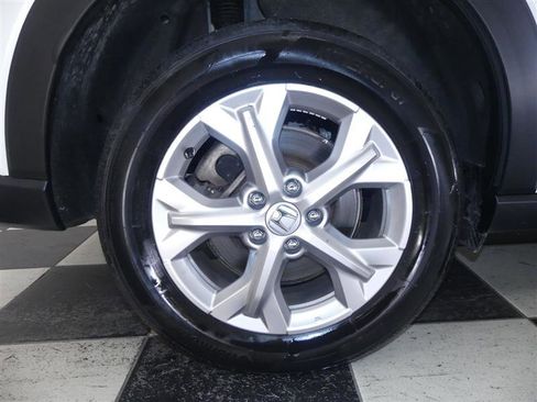 Used 2023 Honda HR-V LX image 29