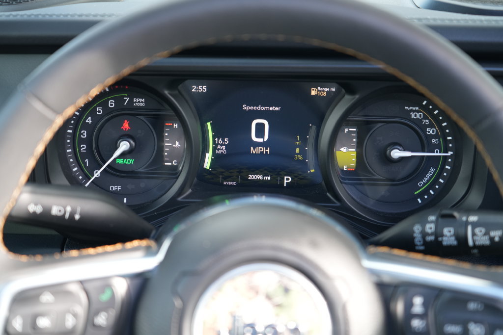 Used 2024 Jeep Wrangler High Altitude AWD/4WD image 24