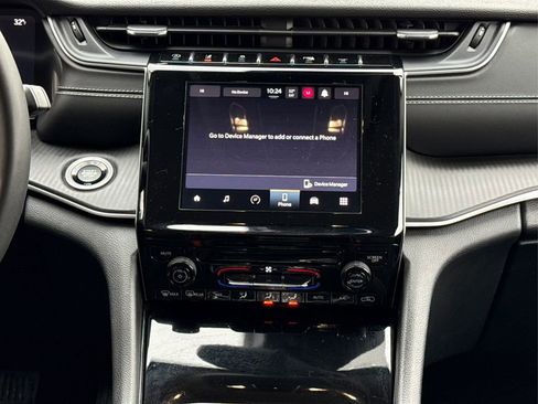 Used 2023 Jeep Grand Cherokee L Laredo image 19