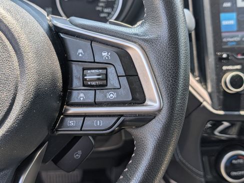 Used 2022 Subaru Forester Limited image 25