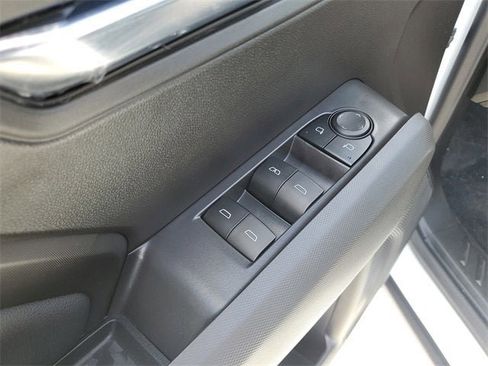 New 2025 GMC Canyon Elevation w/ Convenience Package image 19