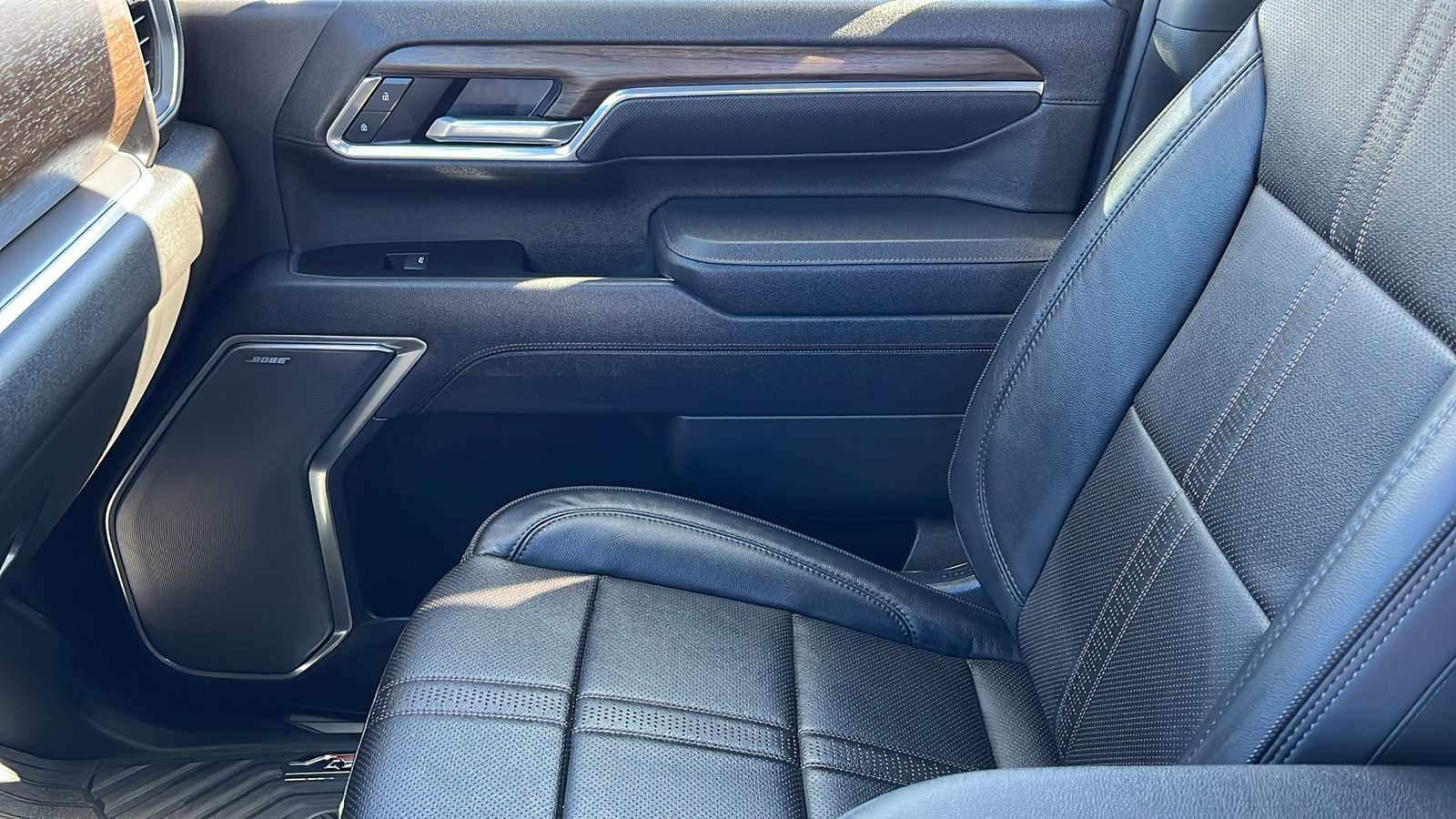 New 2026 Chevrolet Silverado 2500 High Country w/ High Country Premium Package AWD/4WD image 23
