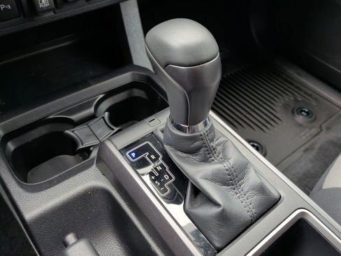 Used 2023 Toyota Tacoma TRD Sport w/ Technology Package AWD/4WD image 26
