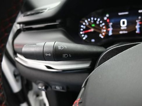Used 2025 Jeep Compass Trailhawk AWD/4WD image 32