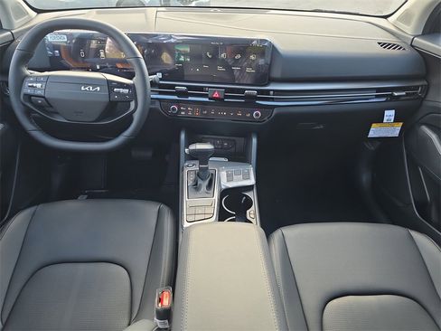 New 2026 Kia Sportage EX image 15