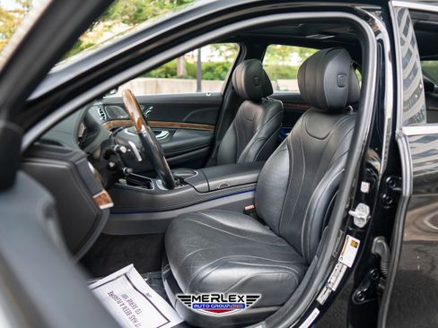 Used 2014 Mercedes-Benz S 550 Sedan w/ Sport Package w/ Sport Package image 16