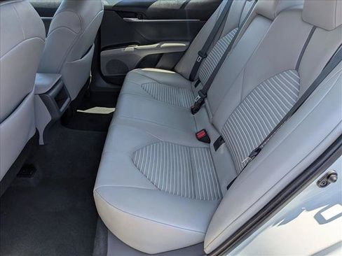Used 2023 Toyota Camry SE FWD image 17