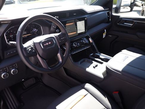 New 2026 GMC Sierra 3500 AT4 w/ AT4 Premium Plus Package AWD/4WD image 12
