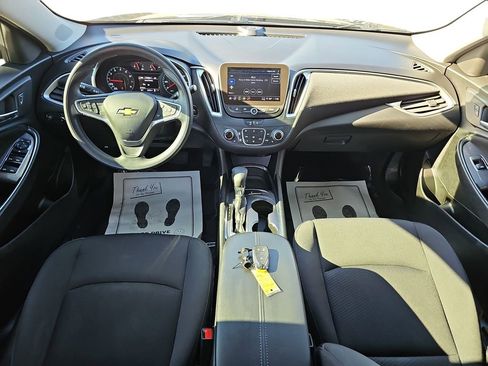 Used 2022 Chevrolet Malibu LT image 11