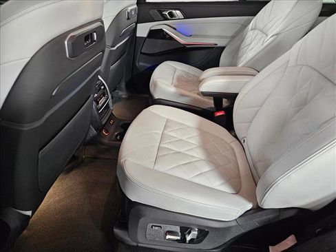 New 2026 BMW X7 xDrive40i w/ M Sport Package image 14