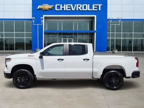 New 2026 Chevrolet Silverado 1500 LT Trail Boss w/ Convenience Package II AWD/4WD image 3