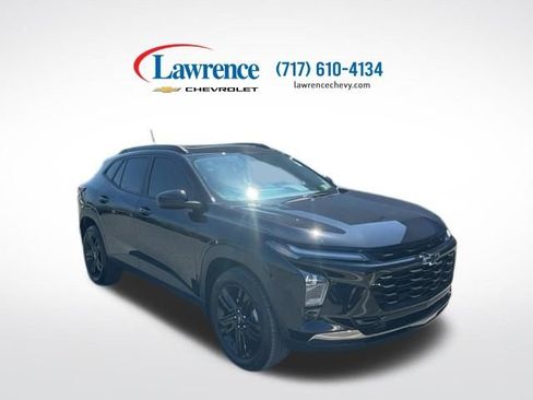 Certified 2025 Chevrolet Trax ACTIV w/ Sunroof Package FWD image 1