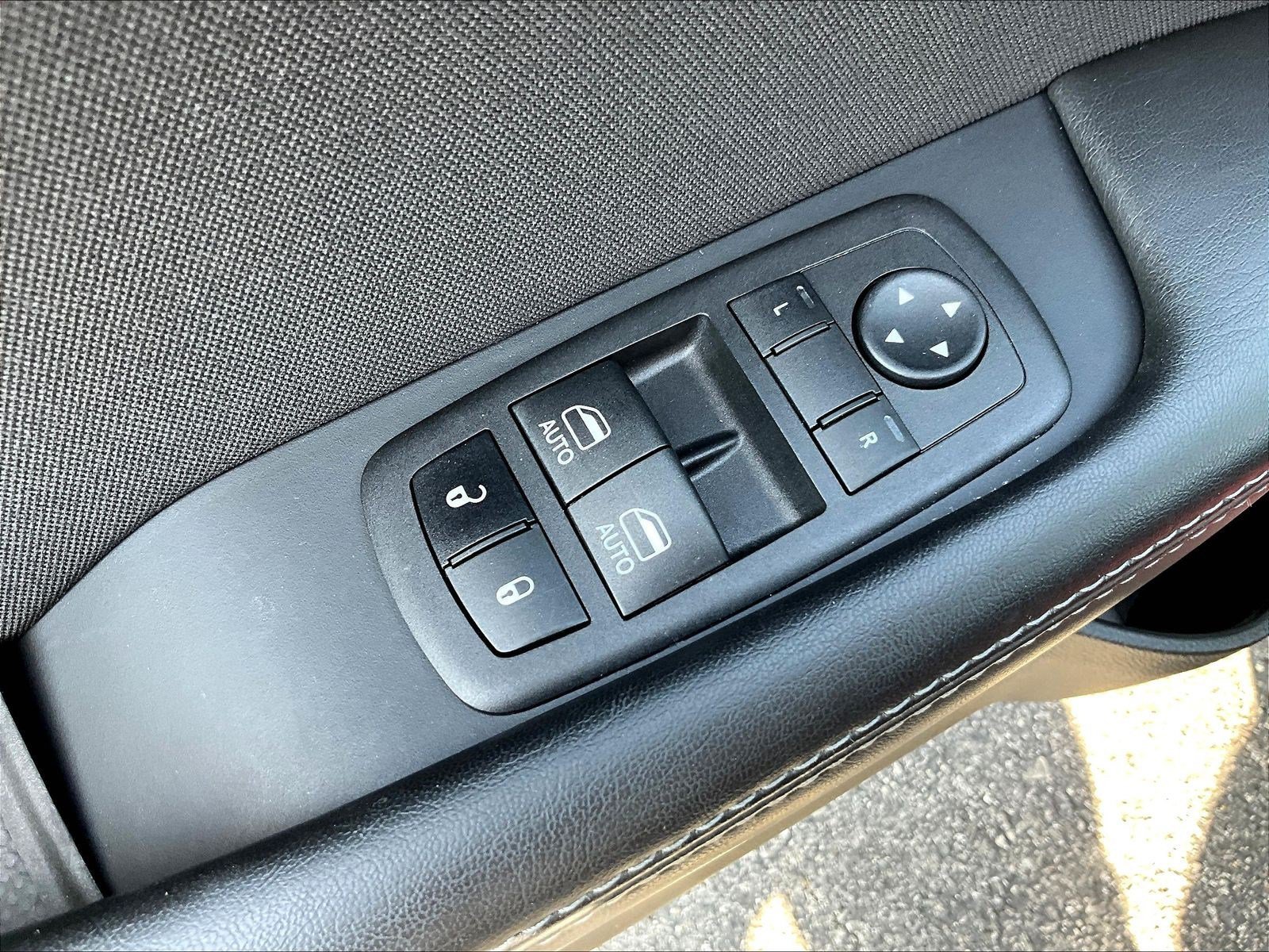Used 2023 Dodge Challenger R/T RWD image 33