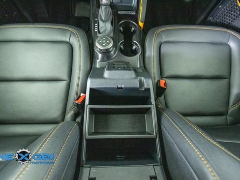Used 2024 Ford Bronco Badlands AWD/4WD image 33