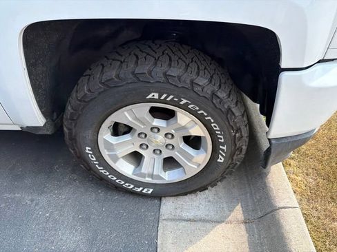 Used 2016 Chevrolet Silverado 1500 LTZ Z71 AWD/4WD image 10