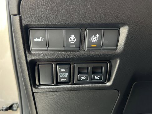 Used 2022 INFINITI QX80 Sensory w/ Cargo Package image 13