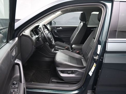 Used 2019 Volkswagen Tiguan SEL image 11