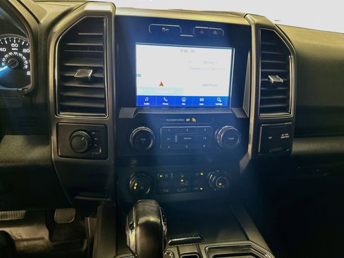 Used 2019 Ford F150 XLT w/ Equipment Group 302A Luxury AWD/4WD image 26