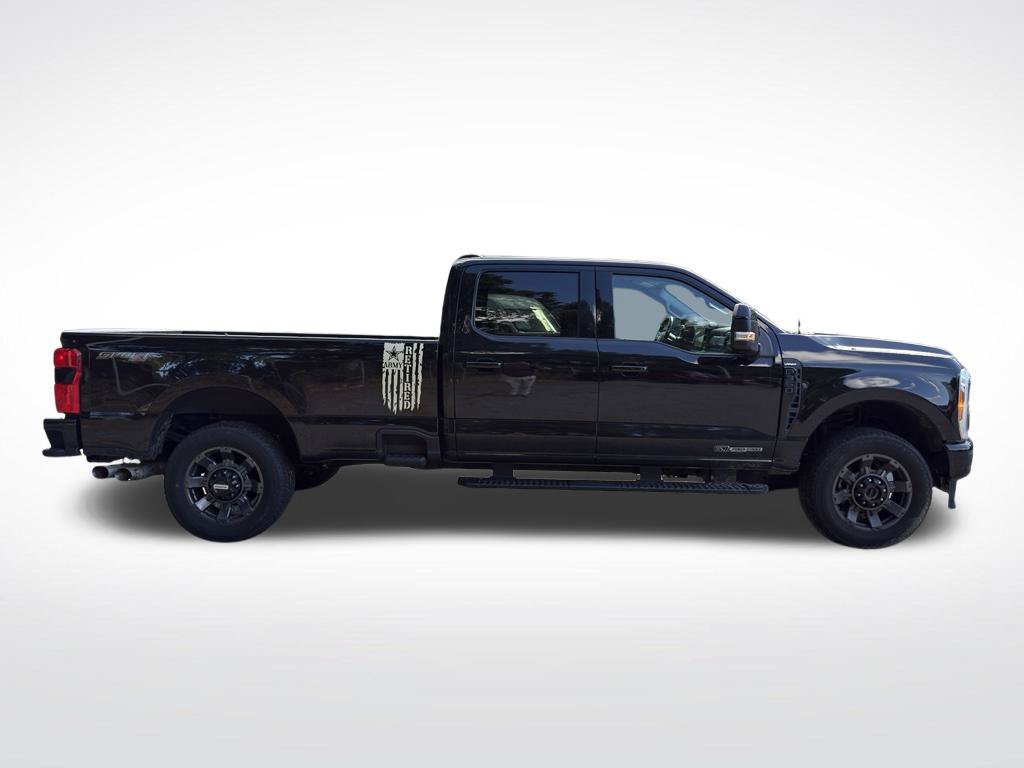 Used 2023 Ford F350 Lariat w/ Sport Appearance Package AWD/4WD image 5