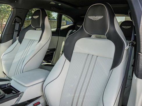 New 2025 Aston Martin DBX 707 image 12