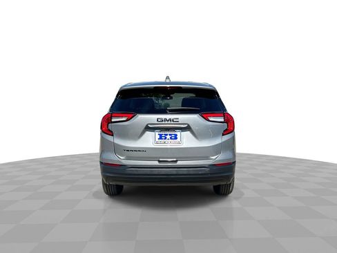 Used 2024 GMC Terrain SLE FWD image 6