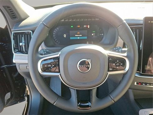 New 2026 Volvo XC90 T8 Plus image 9