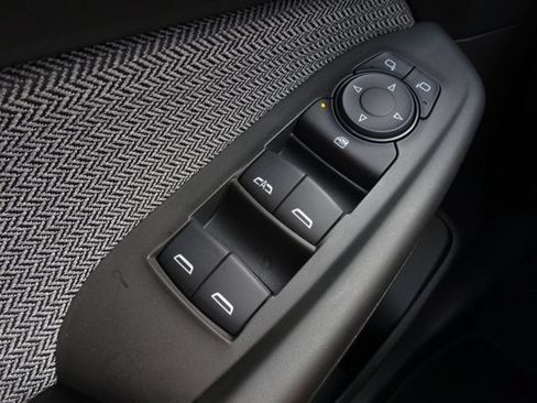 Used 2026 Chevrolet TrailBlazer LT w/ LT Cold Weather Package FWD image 24