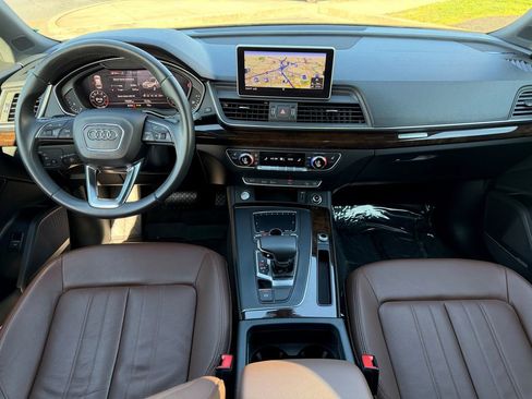 Used 2019 Audi Q5 2.0T Premium Plus AWD/4WD image 2