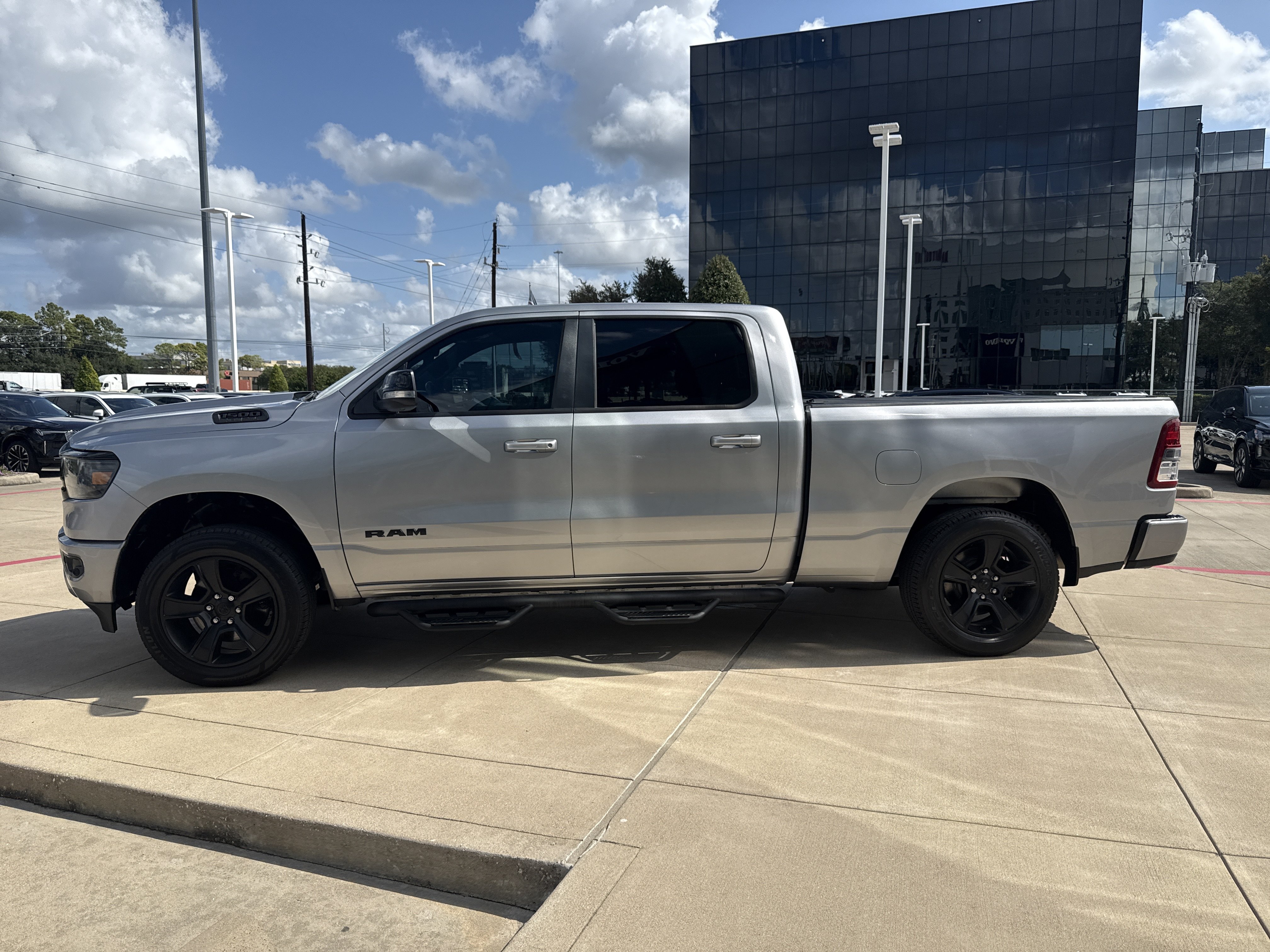 Used 2022 RAM 1500 Lone Star AWD/4WD image 4