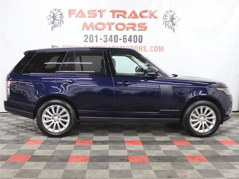 Used 2020 Land Rover Range Rover HSE image 4