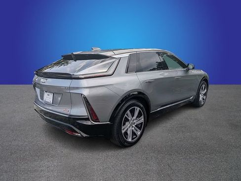 Certified 2024 Cadillac Lyriq Tech w/ Driver Assist Package RWD image 5