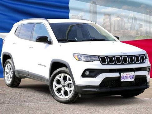 New 2026 Jeep Compass Latitude image 1