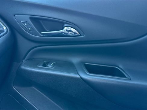 Used 2024 Chevrolet Equinox LT image 21