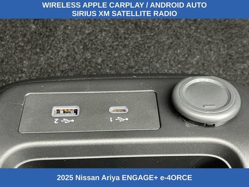 Used 2025 Nissan Ariya AWD image 7