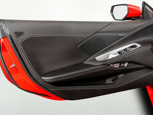 Used 2021 Chevrolet Corvette Stingray Convertible w/ 1LT image 44