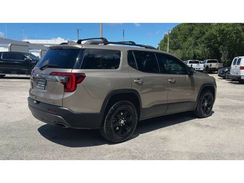 Used 2023 GMC Acadia AT4 w/ Technology Package AWD/4WD image 8