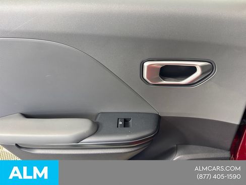 Used 2025 Kia K4 FWD image 24