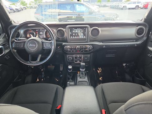 Used 2021 Jeep Wrangler Unlimited Sport AWD/4WD image 17
