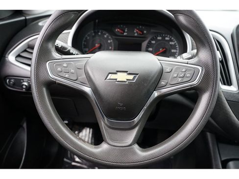 Used 2020 Chevrolet Malibu LS image 23