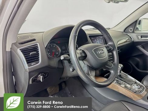 Used 2016 Audi Q5 2.0T Premium Plus w/ Technology Package image 9