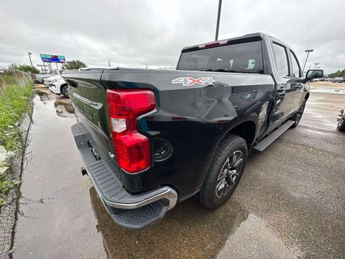 Used 2024 Chevrolet Silverado 1500 LT AWD/4WD image 13
