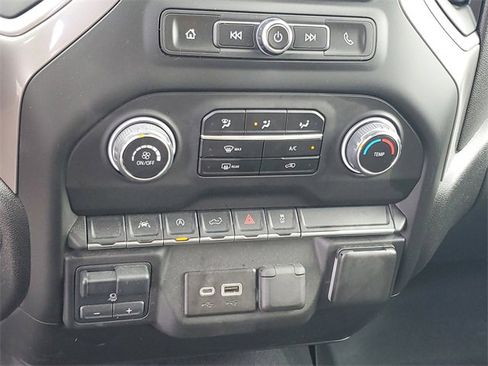 Certified 2023 Chevrolet Silverado 1500 Custom image 26