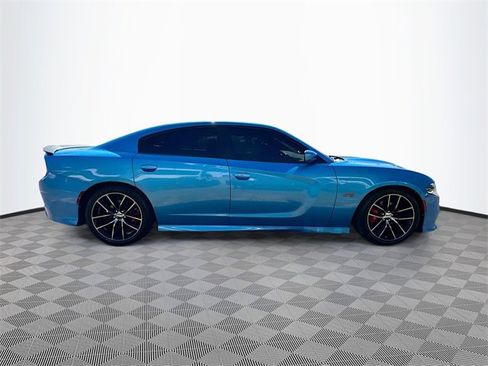 Used 2015 Dodge Charger R/T Scat Pack w/ Technology Group image 8