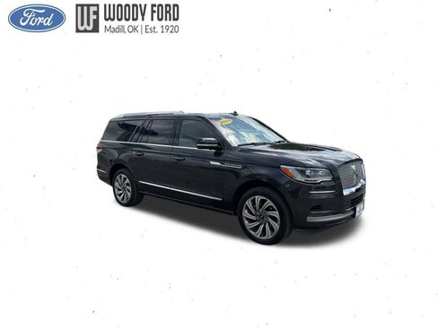 Used 2024 Lincoln Navigator L Reserve AWD/4WD image 6