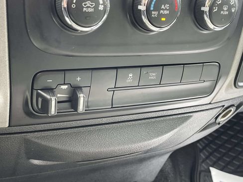 Used 2015 RAM 1500 Tradesman w/ Popular Equipment Group AWD/4WD image 28