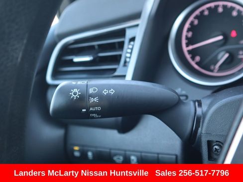 Used 2024 Toyota Camry LE w/ Convenience Package FWD image 22